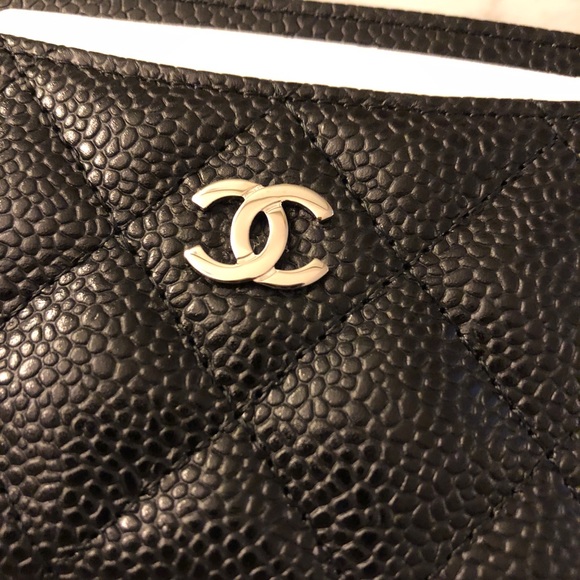 🌟SOLD🌟BNIB Chanel Flat Cardholder Black with SHW - Picture 4 of 8